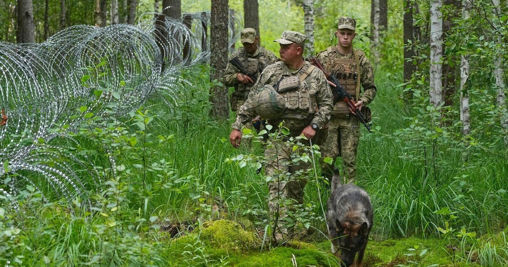 Ukraine is still fortifying its border with Belarus years after Russia invaded from there