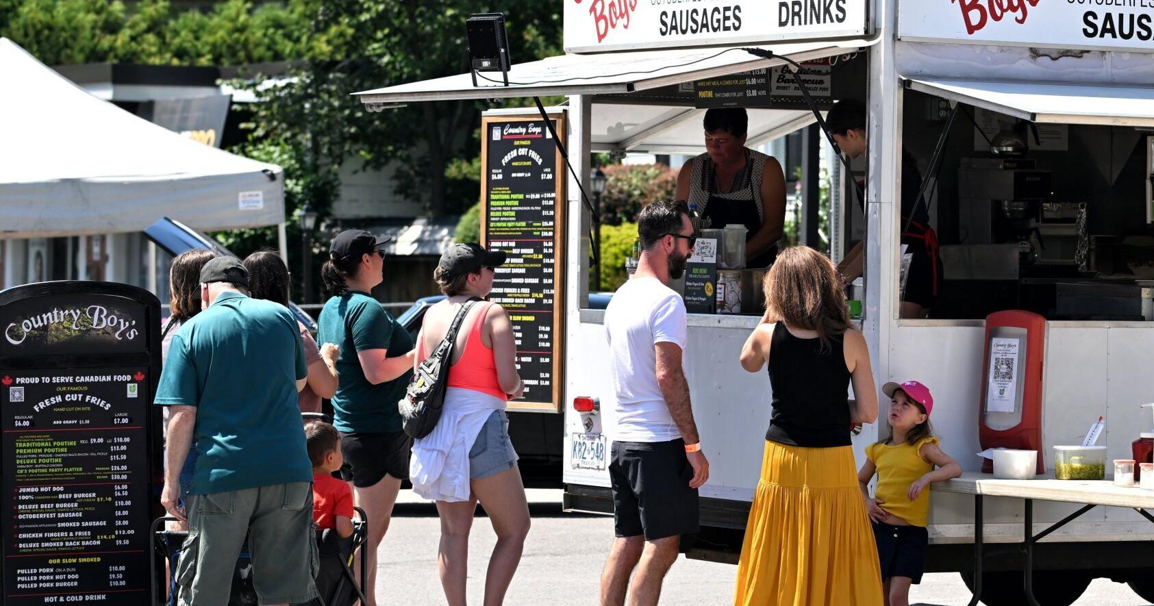 Frozen Jr ., Art in the Gardens lead packed Niagara weekend