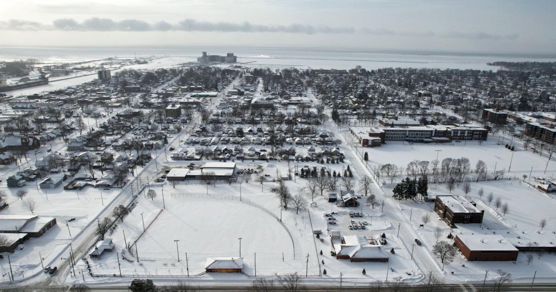 Photos : Niagara after the snowstorm