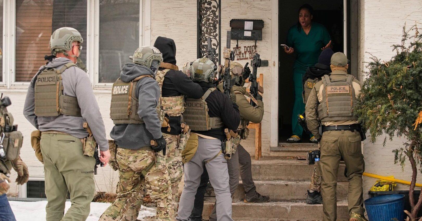 Immigration officers assert sweeping power to enter homes without a judge warrant , memo says