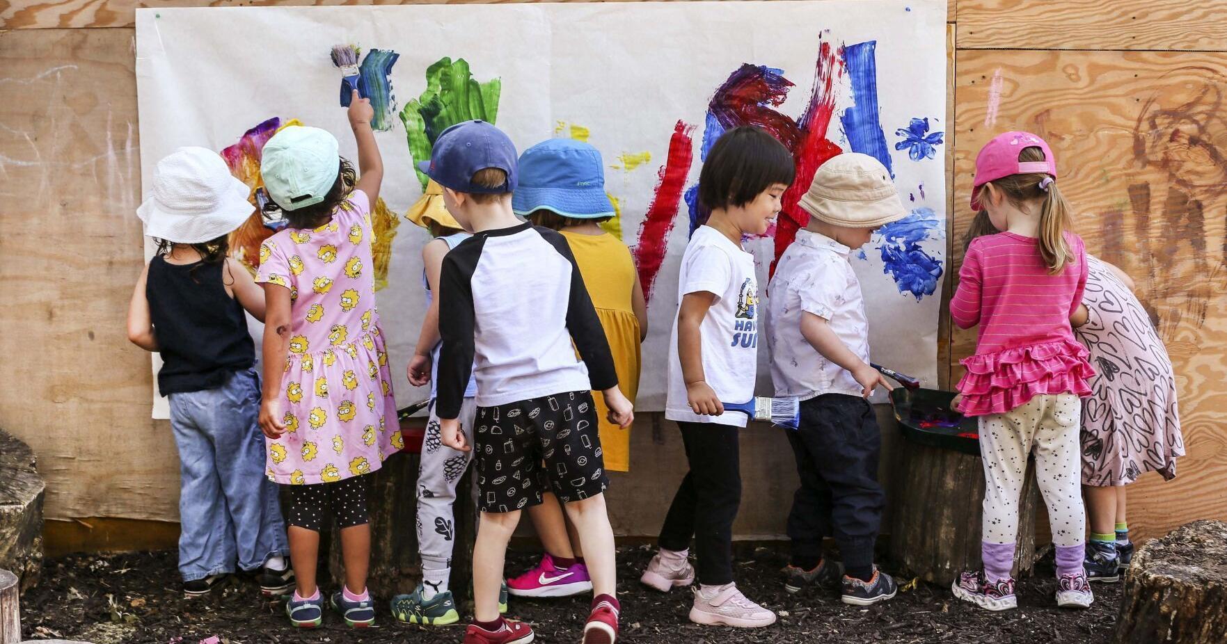 Canada Child Benefit: Here's how much you can expect Friday - Vimarsana News