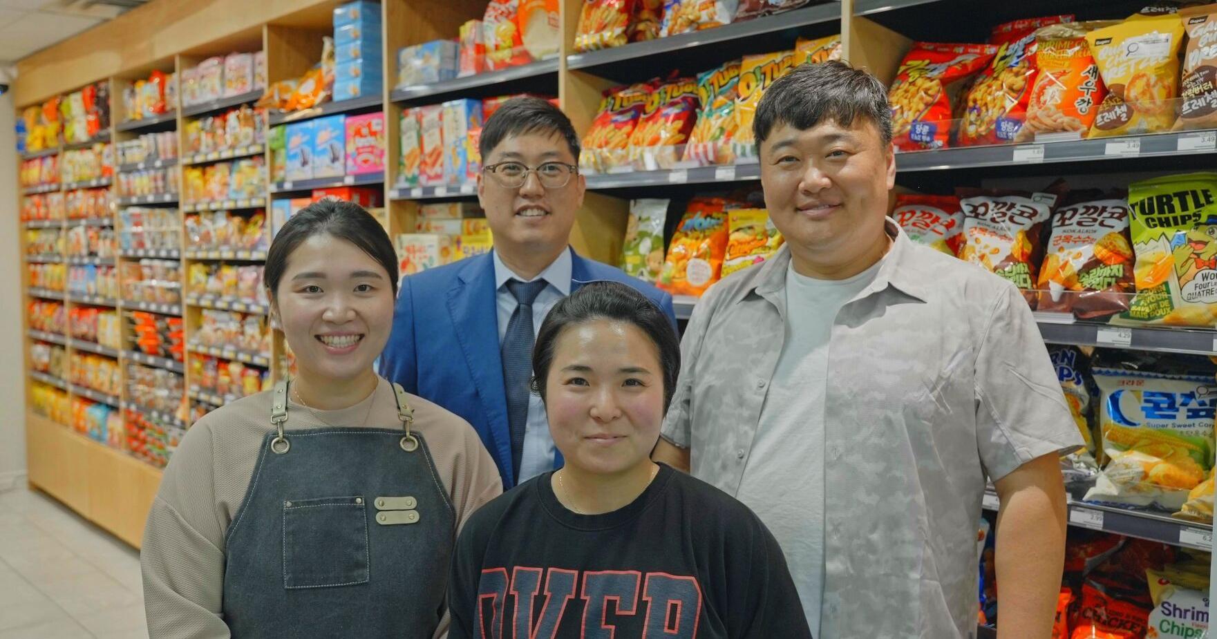Watch : Korean shop offers a taste of street food culture