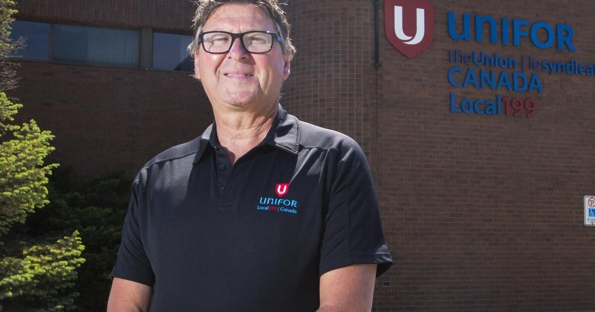 Unifor Local 199 digs through decades of local Niagara history