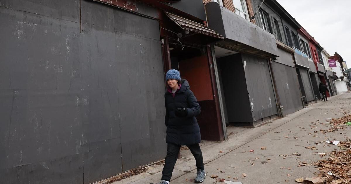 Why a Toronto developer and neighbours are arging over paint - Vimarsana News