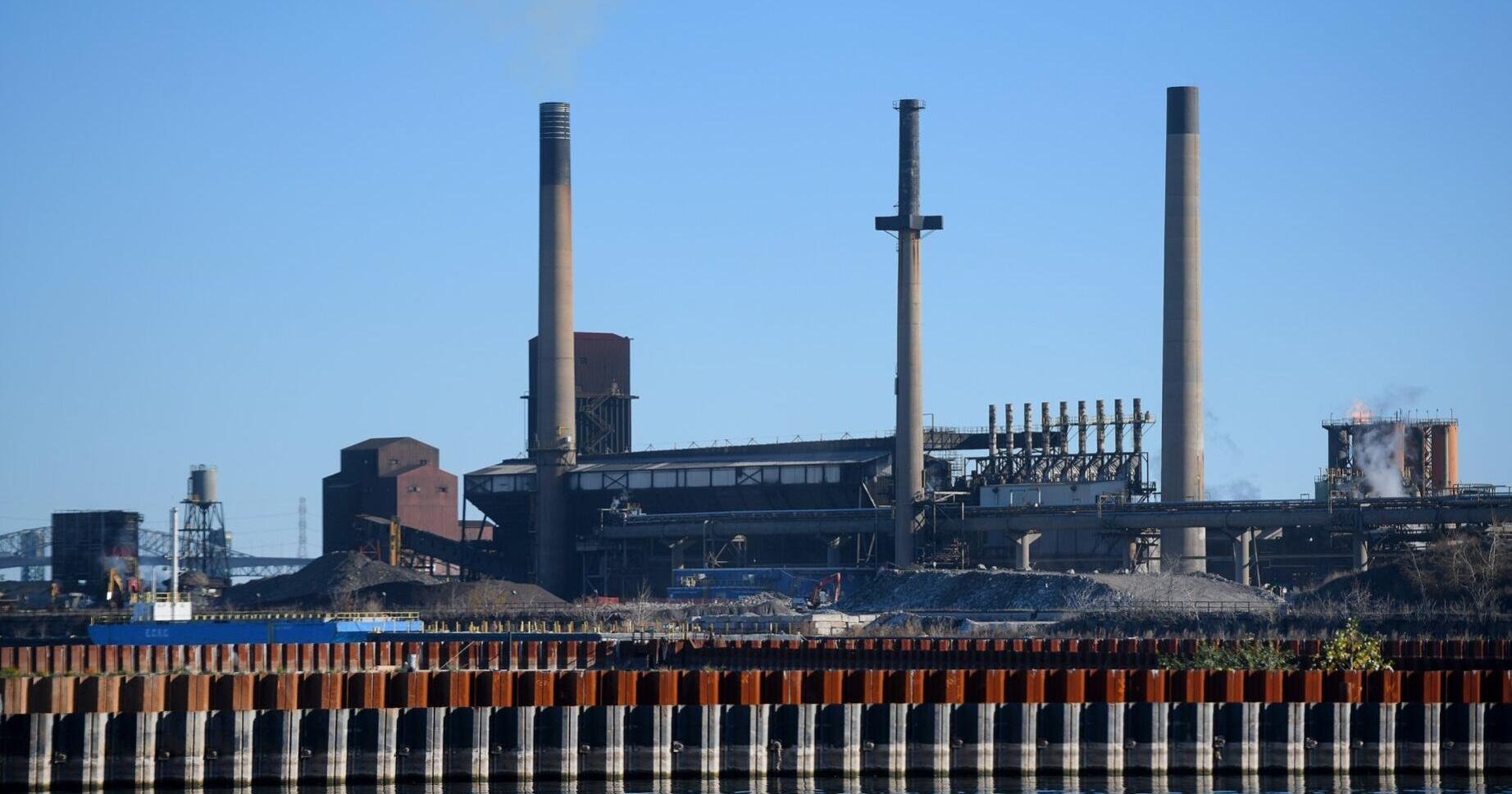 Новый владелец Stelco прогнозирует закрытие коксовой печи в Гамильтоне к 2030 году