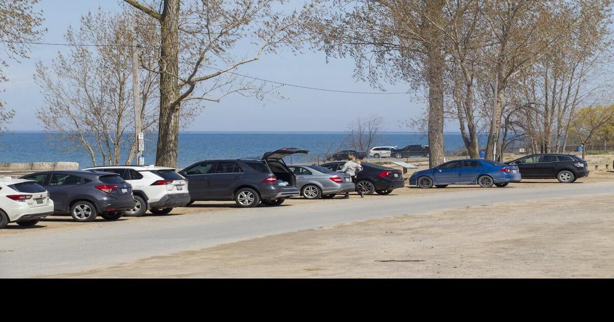Passes for free parking at beaches now available to St. Catharines