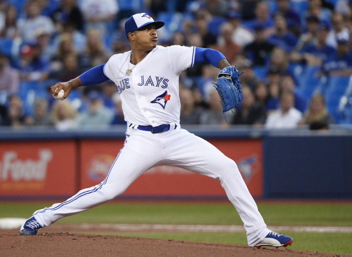 Cubs RHP Marcus Stroman has a rib cartilage fracture, and there is no  timetable for his return