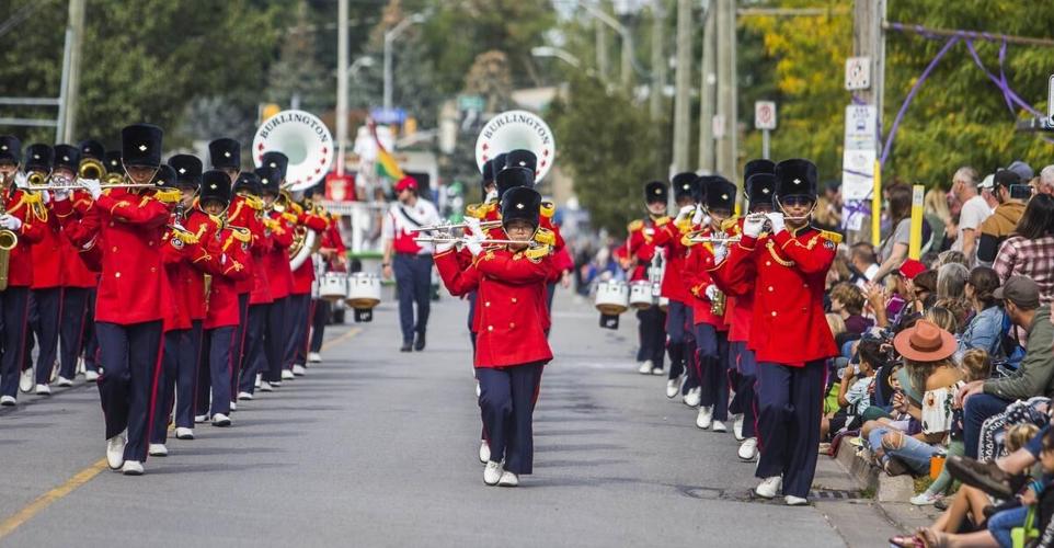 Niagara Grape and Wine Festival Grand Parade in pictures