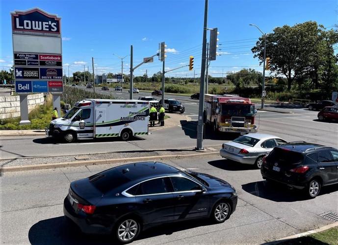 Pedestrian dies after being struck by vehicle in Niagara Falls