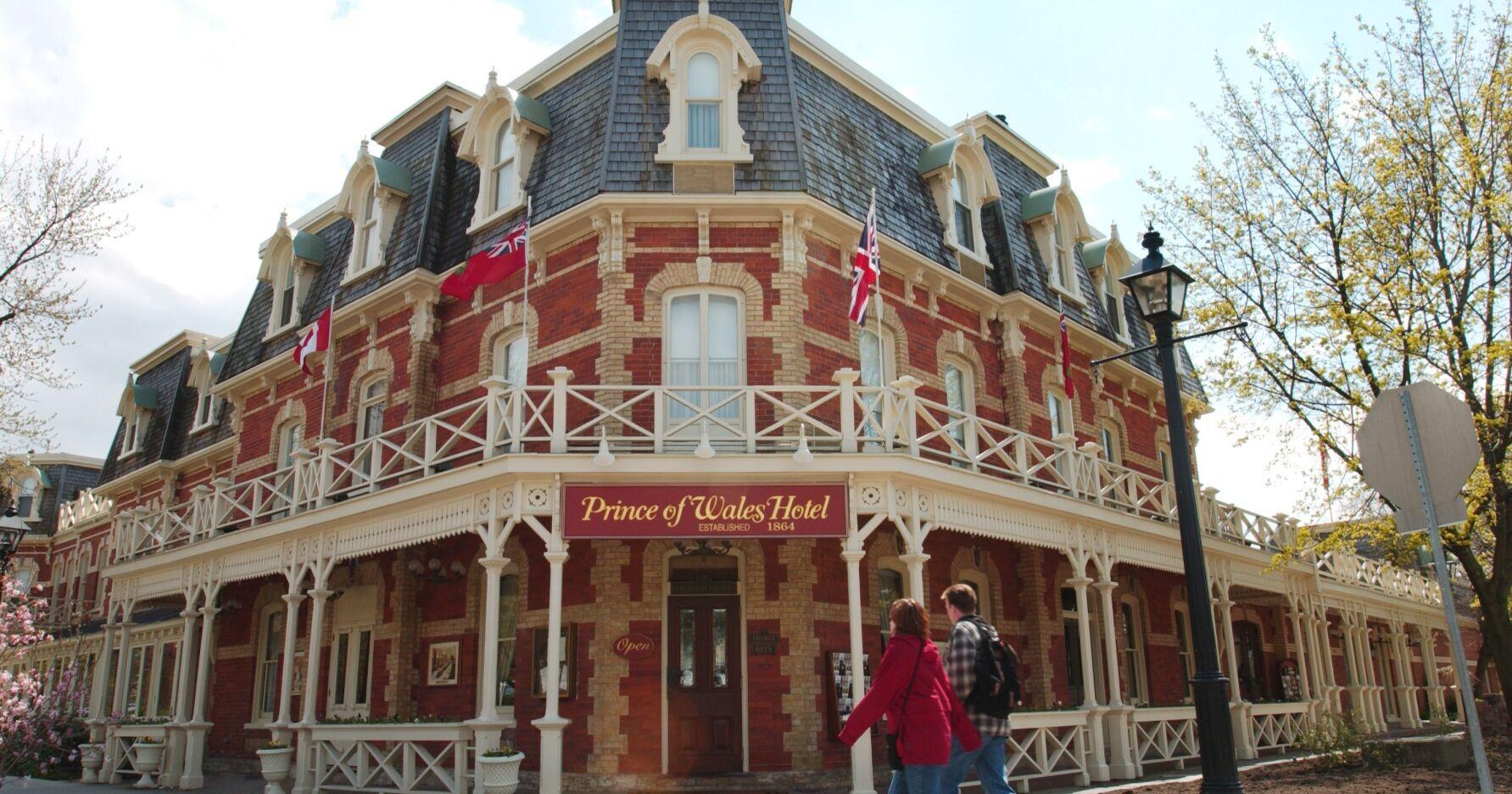 4 of Tripadvisor top 15 Canadian destinations in Ontario