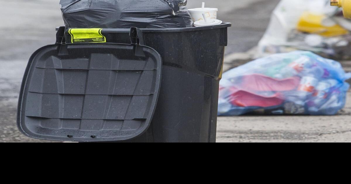 Garbage can lids causing a stink in Niagara