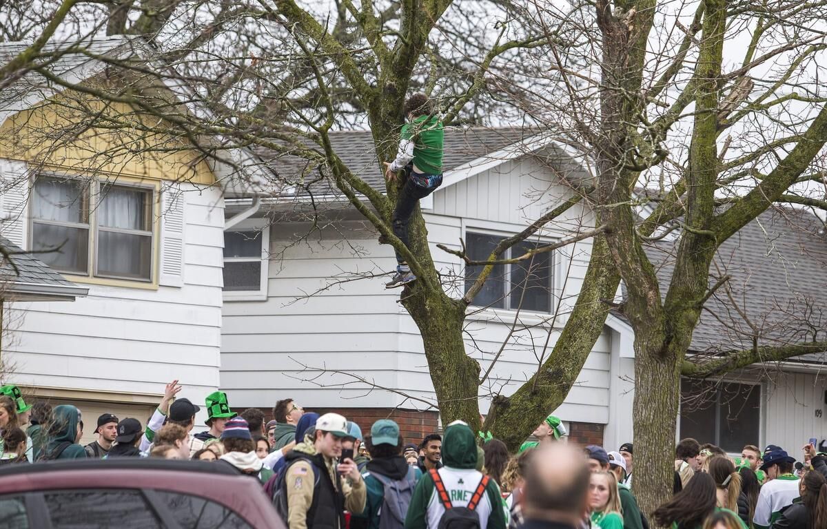 Photos St. Paddy s street party