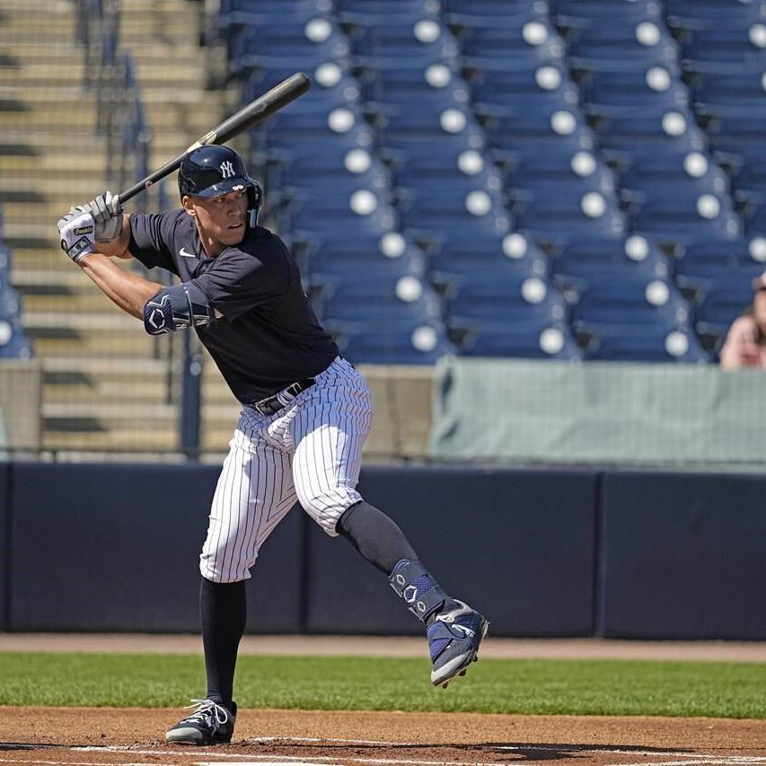 Judge, Higashioka homer as Yankees pound White Sox 7-1