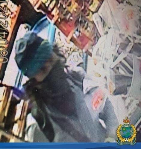 Suspect at large after armed robbery in St. Catharines