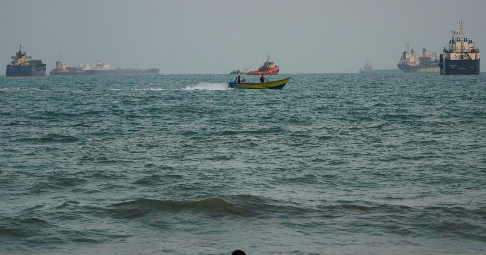 US military hits 3 Iranian oil tankers after saying Navy warships were targeted with missiles