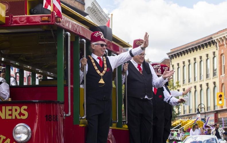 Niagara Grape and Wine Festival celebrates with largest parade