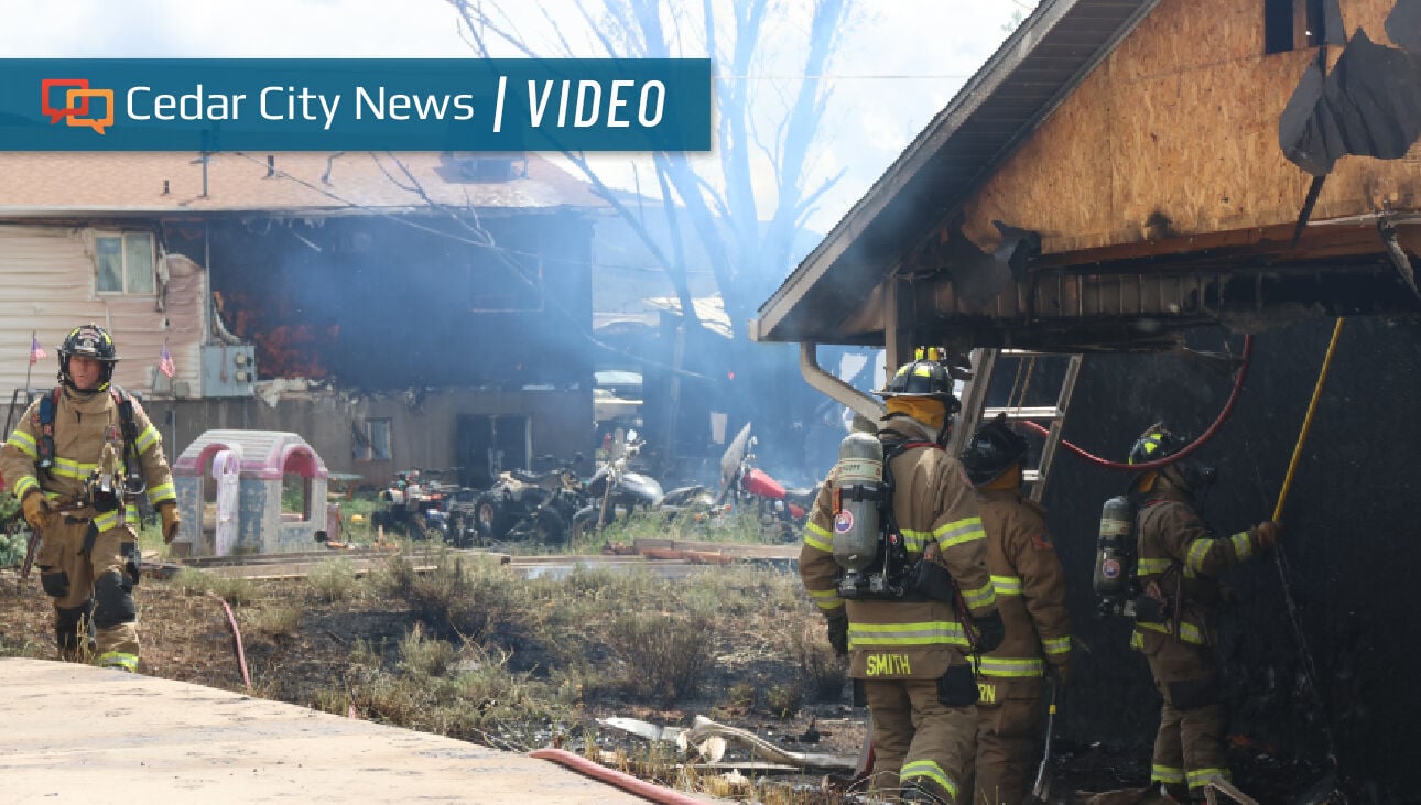 Fire destroys 2 homes in Cedar City
