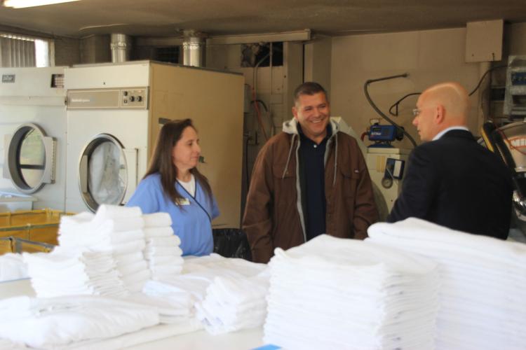 Cedar City shows Hotel Impossible what community is all about sneak