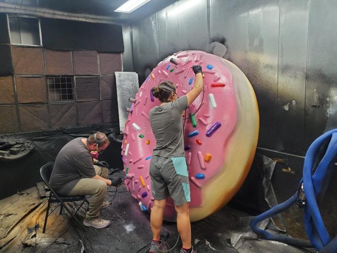 Xtreme Foamworx brings dreams to life with 10-foot-tall balloon animals ...