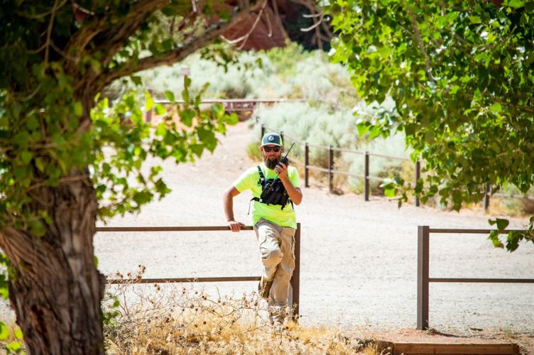 ‘Experienced climbers’ rescued by Washington County search and rescue ...