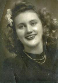 Helen Marie Hitt | Obituaries | stgeorgeutah.com
