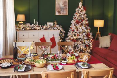 Christmas dinner table setting