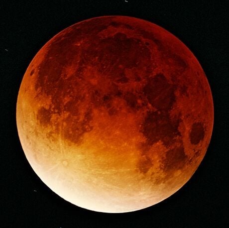 Get up early or stay up late, total lunar eclipse; STGNews Videocast ...