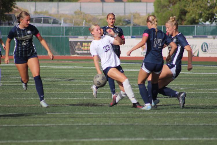 4A state girls soccer Warriors make it 3inarow against Mustangs
