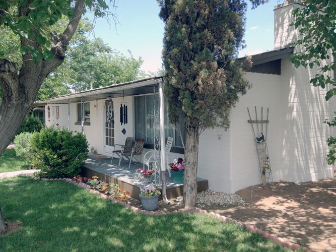 St. George home gets makeover during Zions Bank Paint-A-Thon | Business ...