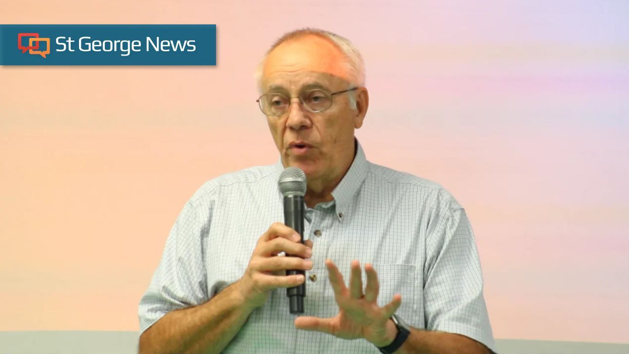 Hurricane mayor pushes new ways to communicate with residents