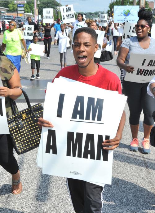 Ferguson Protest I Am A Man Wiley Price Photojournalism Stlamerican Com