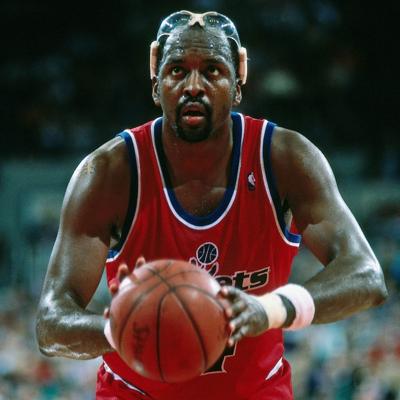 NBA legend Moses Malone dies at age 60