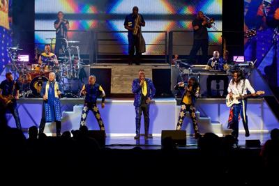Earth Wind And Fire Showcase Their Live Performance Staying