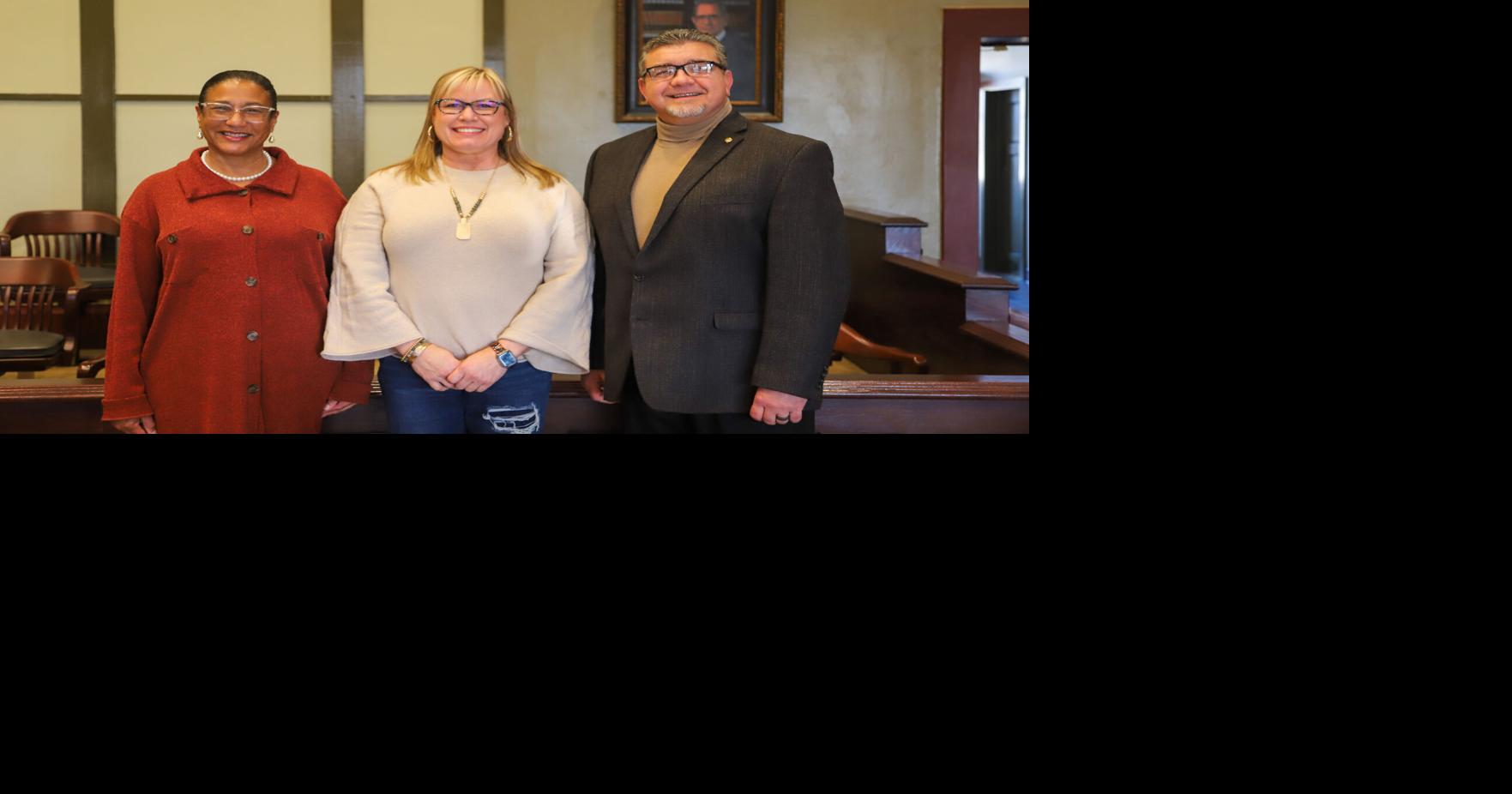 School Board members sworn in | Local News | stonecountyenterprise.com