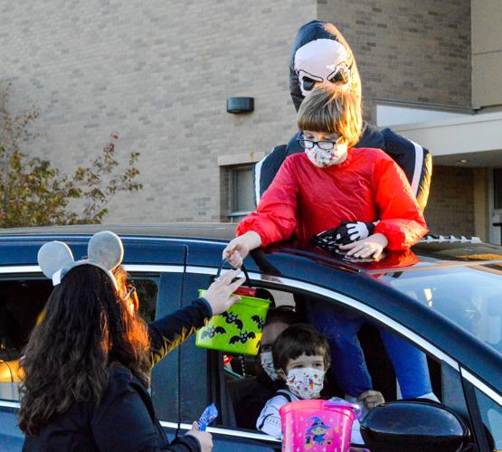 PHOTO GALLERY Stillwater hosts drivethrough trickortreat events