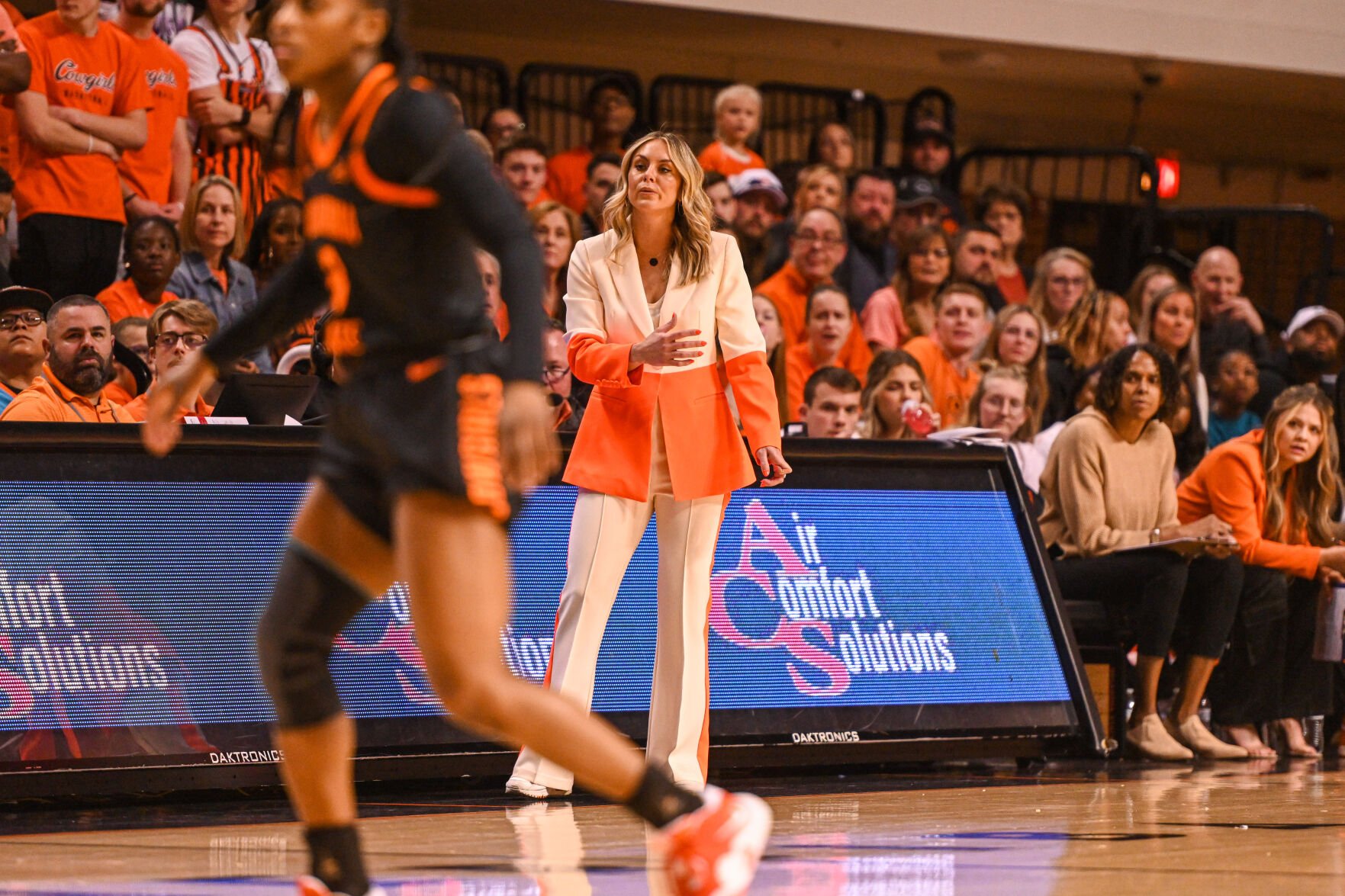 Oklahoma st discount womens basketball coach