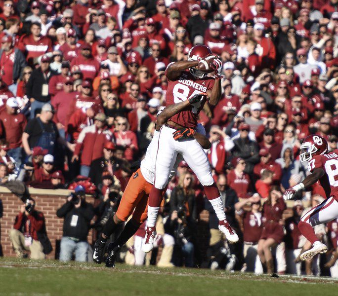 Failed two-point conversion lingers in Pokes' Bedlam loss