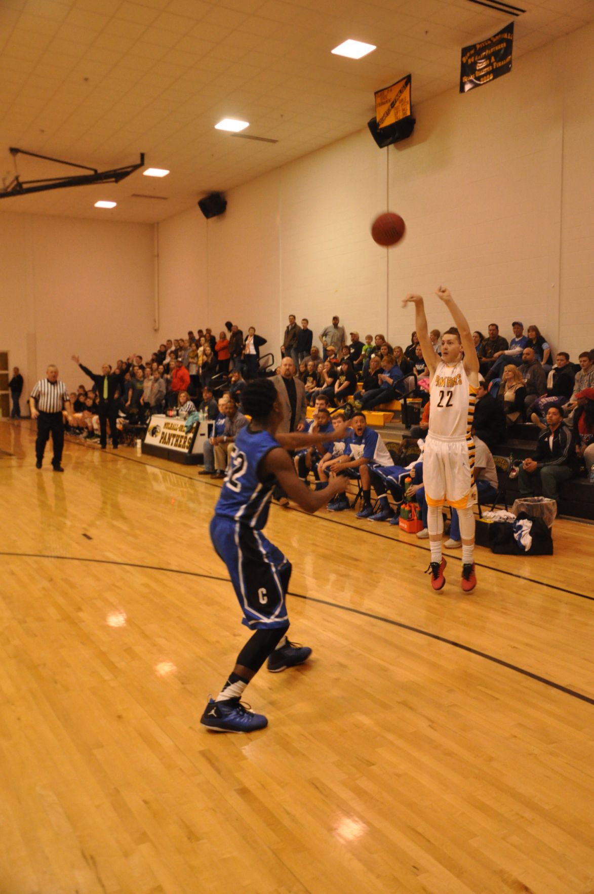 MulhallOrlando boys rally past Coyle to claim home tournament Sports