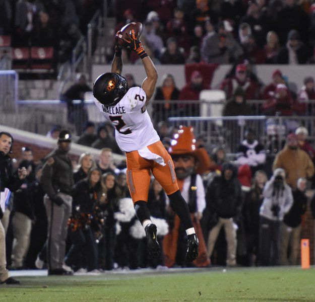 Failed two-point conversion lingers in Pokes' Bedlam loss