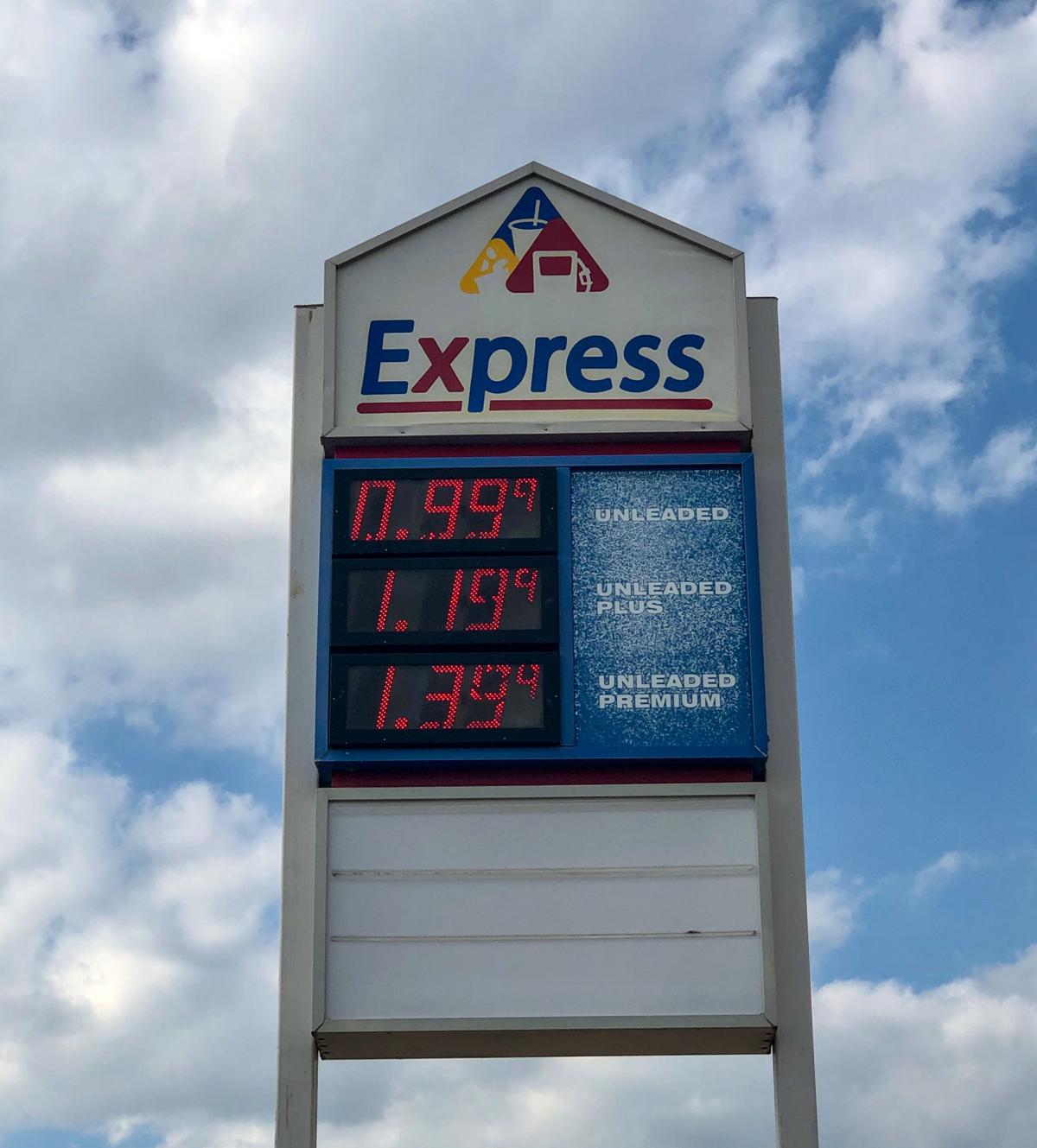 99 cent gas.jpg