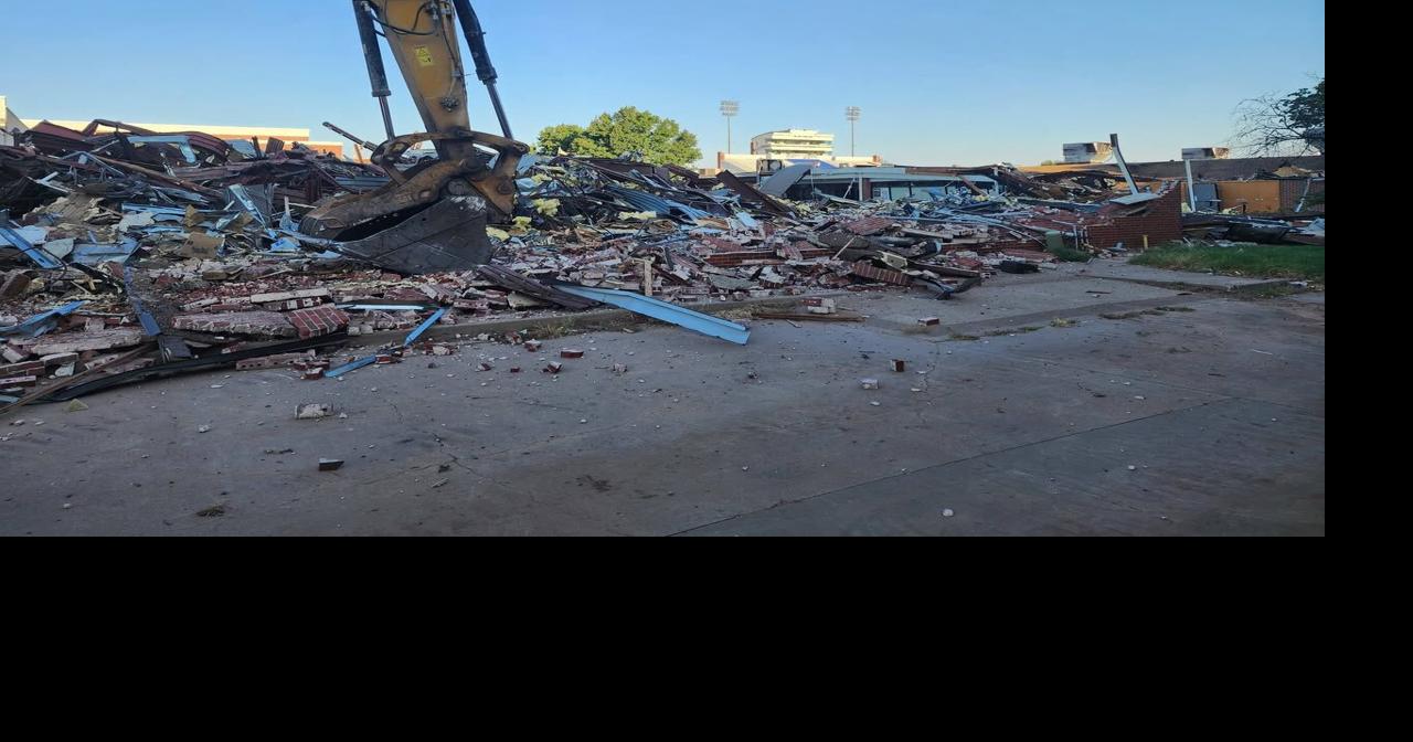 Old SHS academic building demolition begins