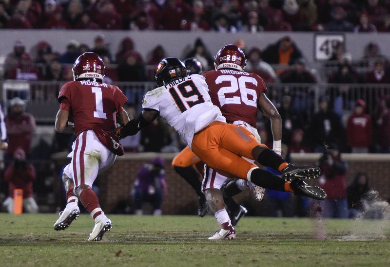 Failed two-point conversion lingers in Pokes' Bedlam loss