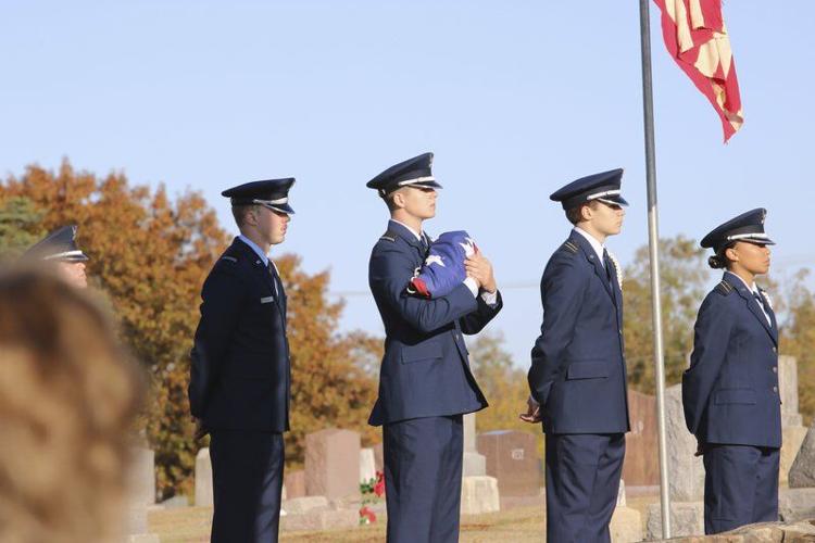 Veterans honored at Fairlawn Cemetery News