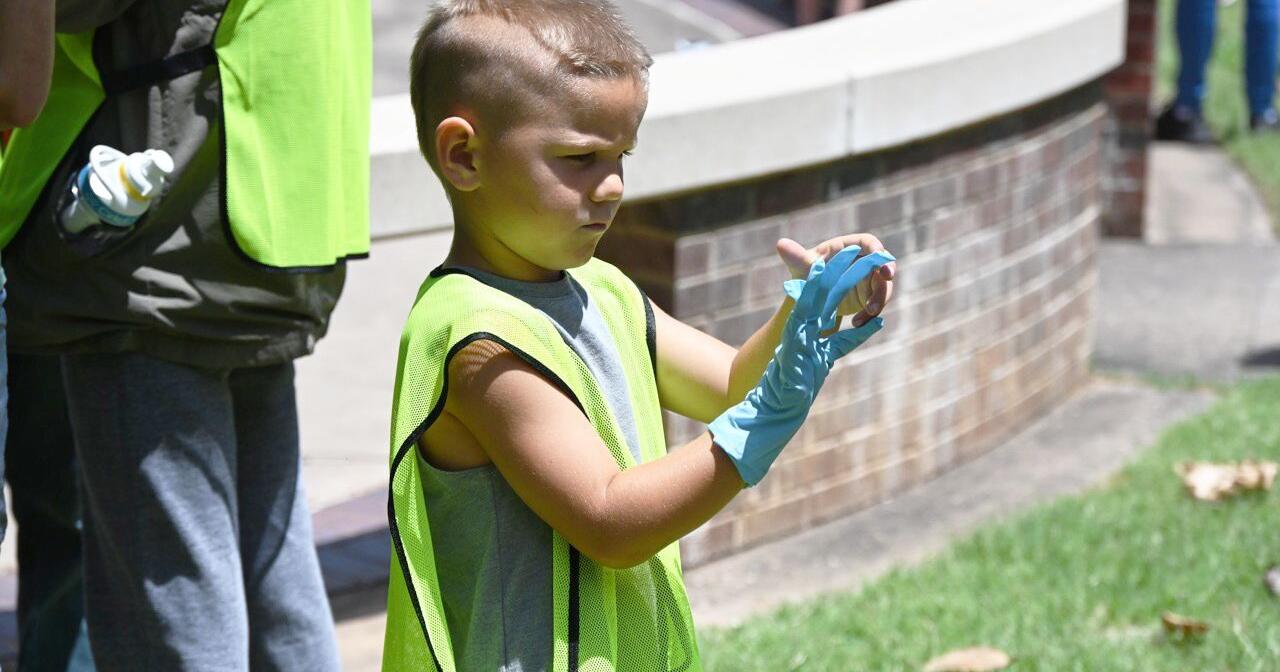 Stillwater Public Library organizes park cleanup for Juneteenth - Vimarsana News