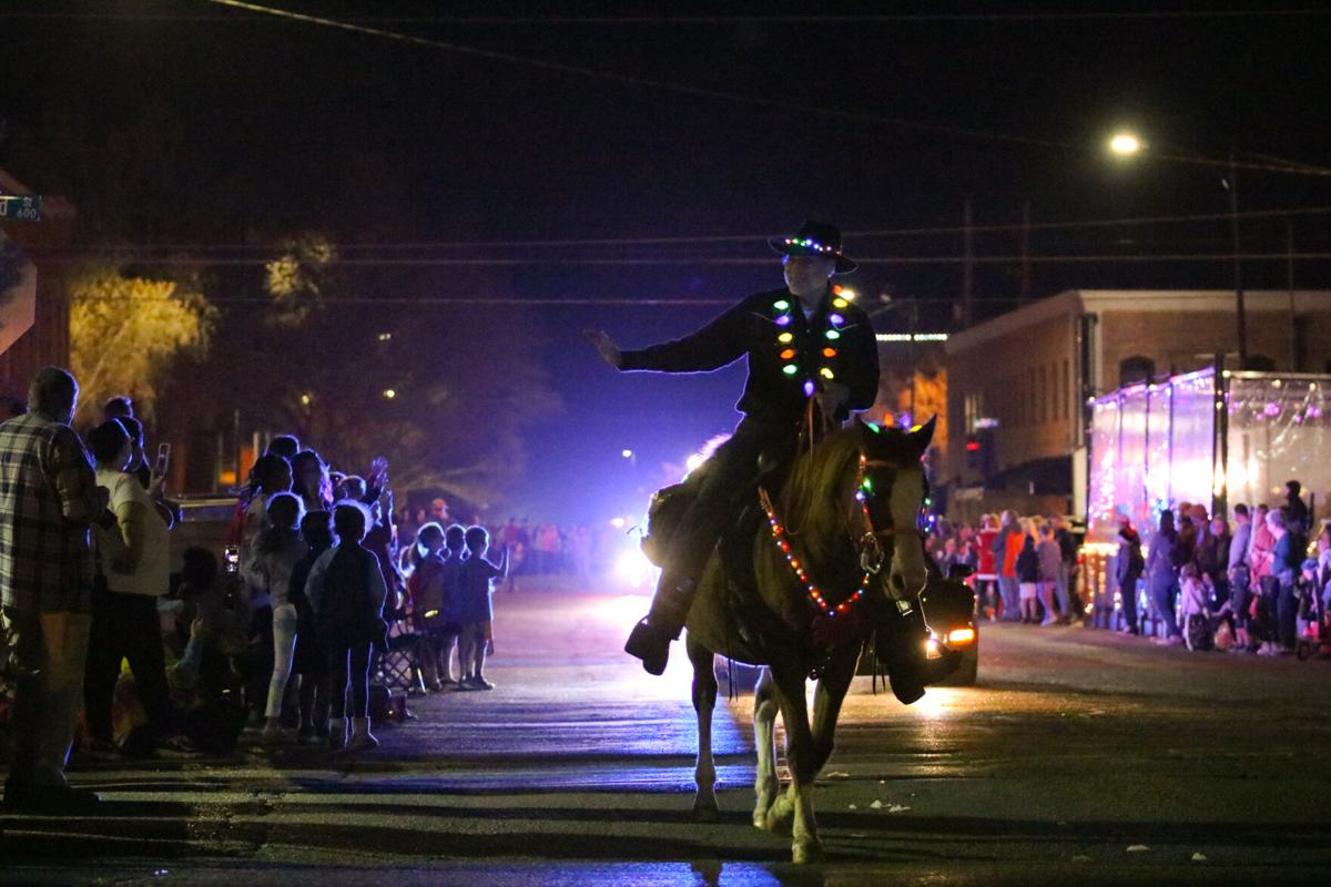 Parade39.jpg