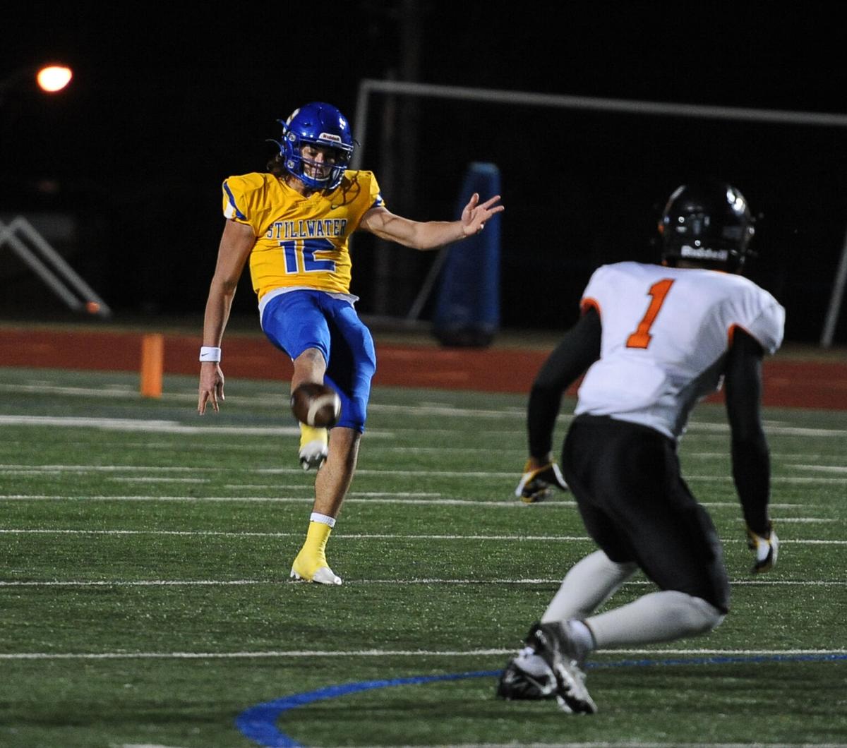 Gundy punt.jpg