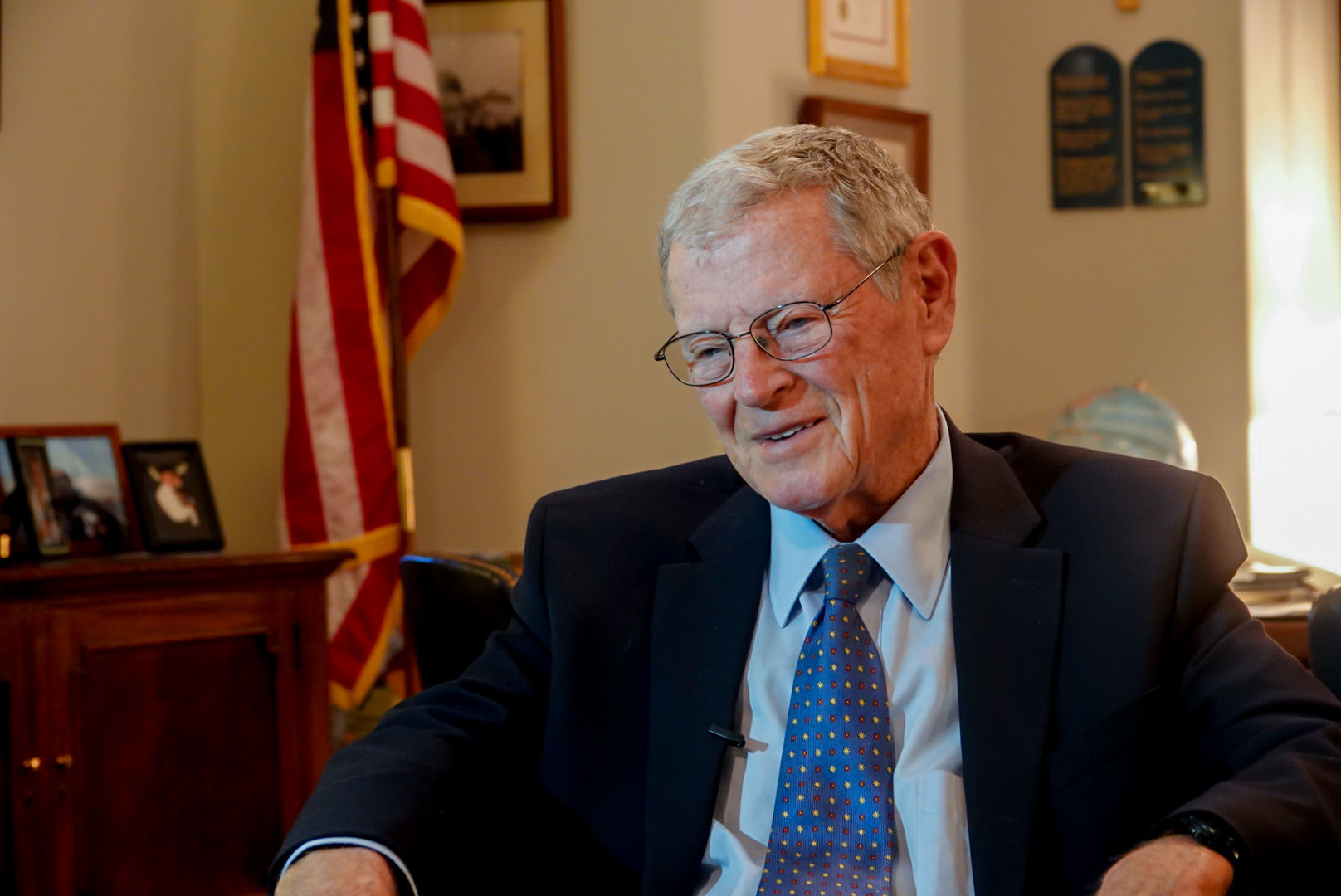 Sen. Inhofe Flies Plane Upside-down, Announcing He Is Still Fit For ...