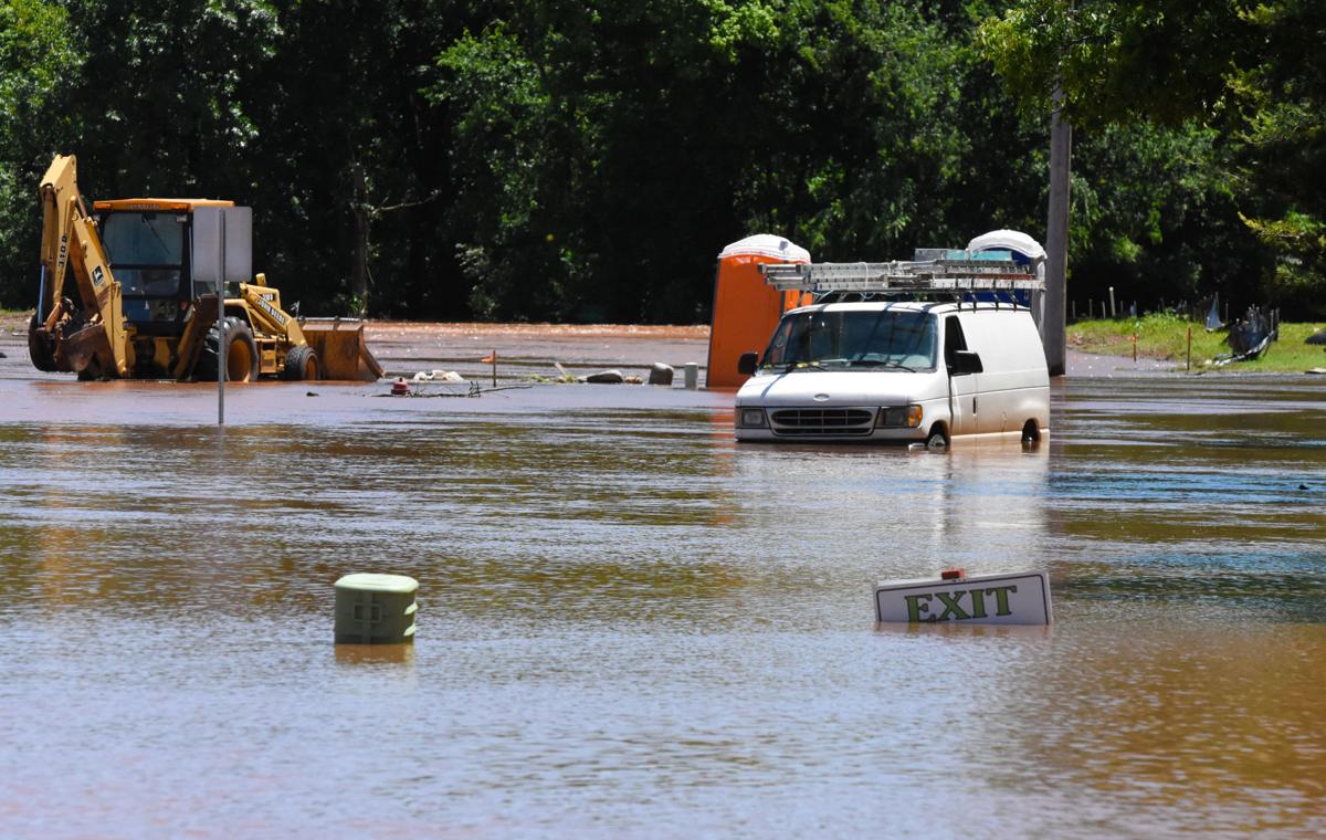 Van underwater1.jpg