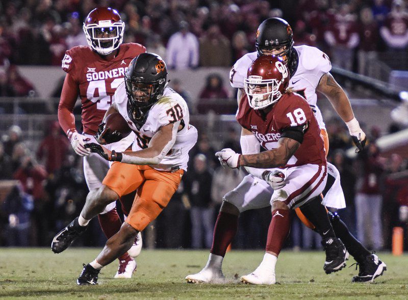 Failed two-point conversion lingers in Pokes' Bedlam loss