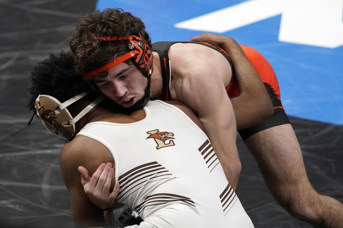 DAY 1 OSU results at NCAA Wrestling Championship Sports